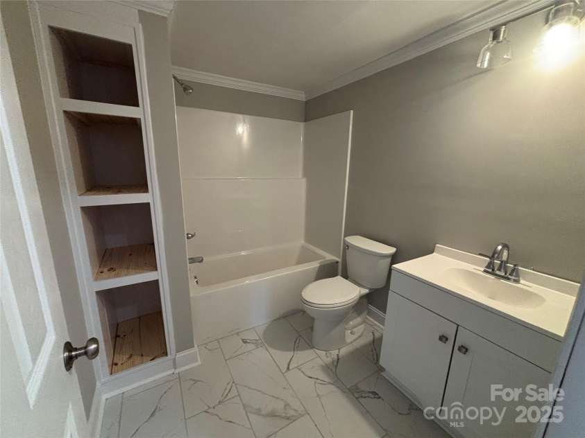 103 Meadow Avenue, Concord, NC 28025.  MLS# CAR4257423, YatesRealty ID 12324. Bath