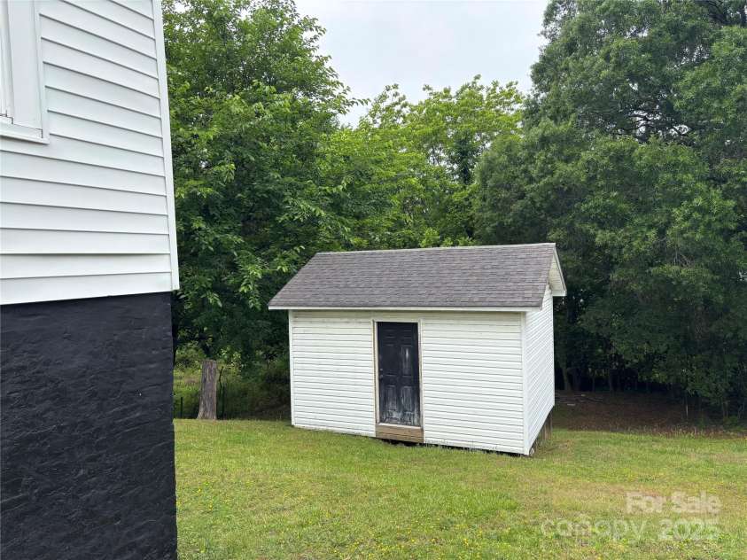 103 Meadow Avenue, Concord, NC 28025.  MLS# CAR4257423, YatesRealty ID 12324. Storage building