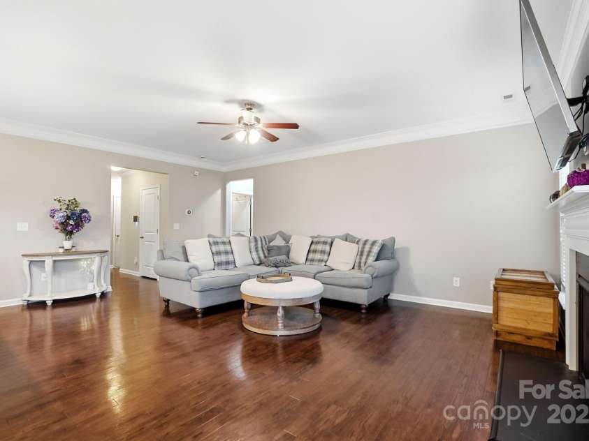 167 Gage Drive, Mooresville, NC 28115.  MLS# CAR4314236, YatesRealty ID 12324. 