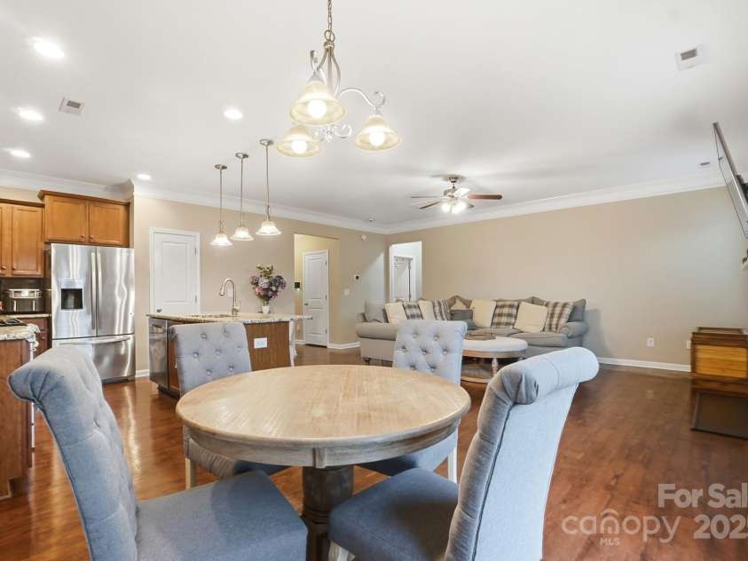167 Gage Drive, Mooresville, NC 28115.  MLS# CAR4314236, YatesRealty ID 12324. 