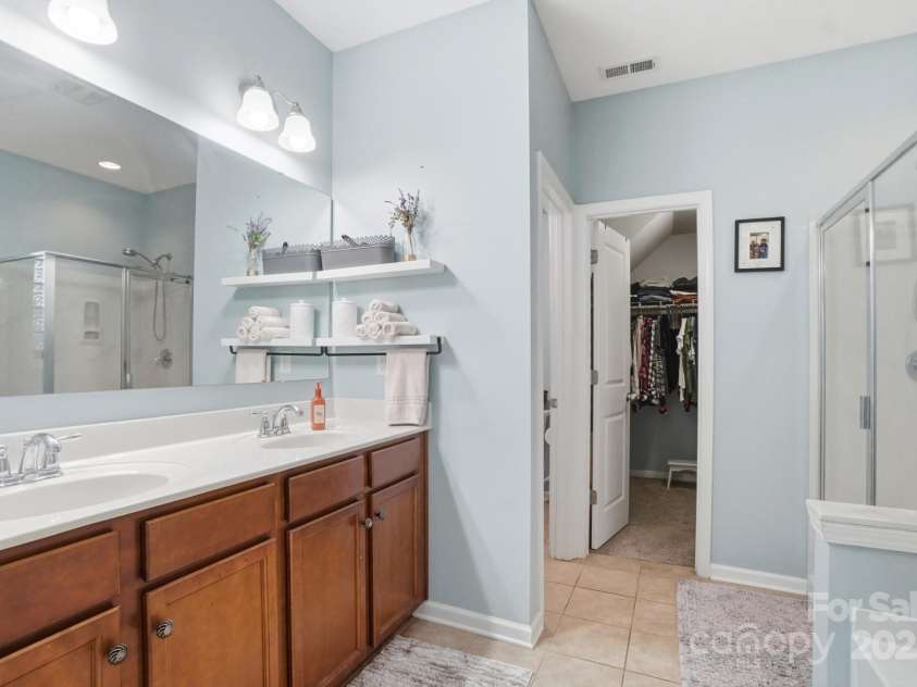167 Gage Drive, Mooresville, NC 28115.  MLS# CAR4314236, YatesRealty ID 12324. Primary Suite on First Floor