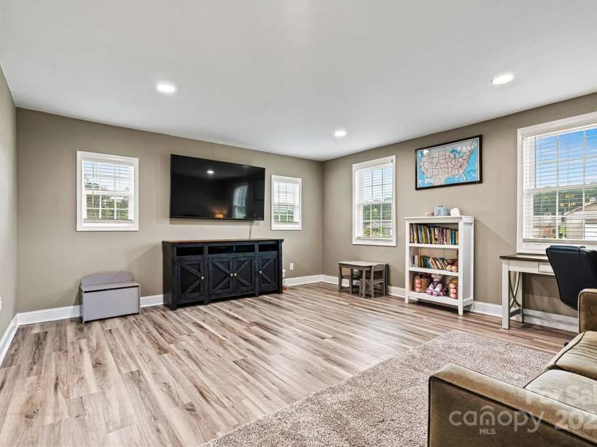 3615 Kimber Lane, Sherrills Ford, NC 28673.  MLS# CAR4250194, YatesRealty ID 12326. Bonus room/office