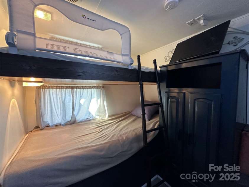 114 Dove Lane, New London, NC 28127.  MLS# CAR4225001, YatesRealty ID 1233. 