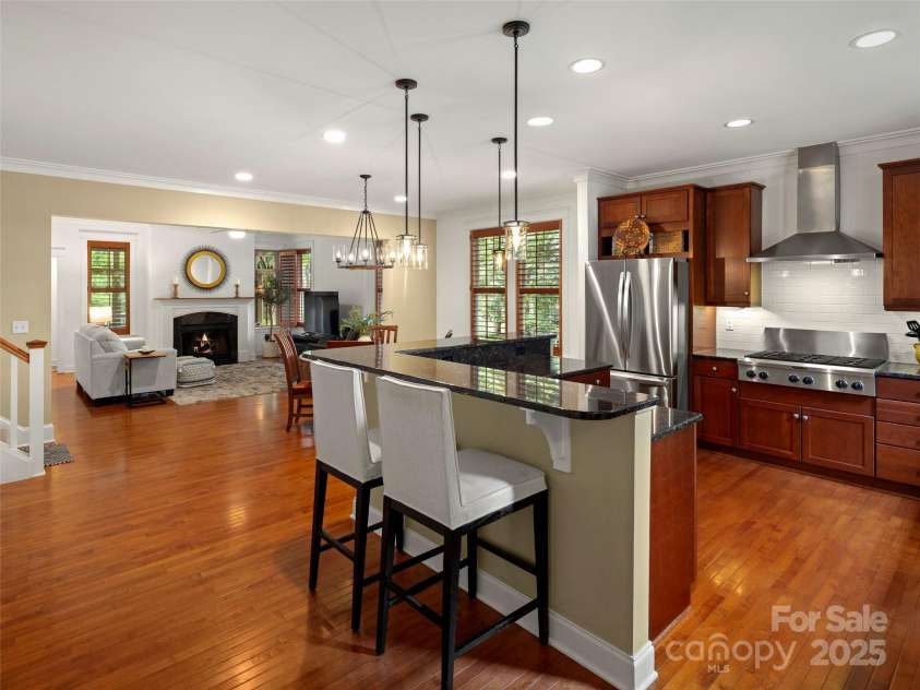 9 Dearborn Street, Asheville, NC 28803.  MLS# CAR4256458, YatesRealty ID 12330. 