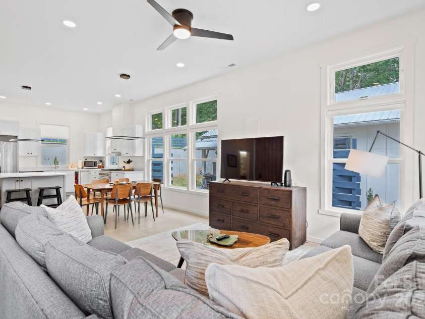 605 Hiawassee Avenue, Black Mountain, NC 28711.  MLS# CAR4202408, YatesRealty ID 12331. Open Living Room