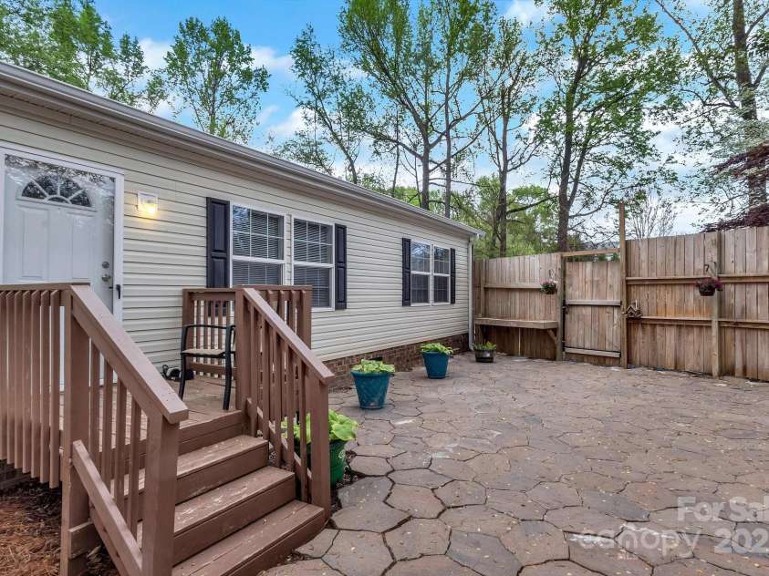 2749 Old Nation Road, Fort Mill, SC 29715.  MLS# CAR4242612, YatesRealty ID 12332. 