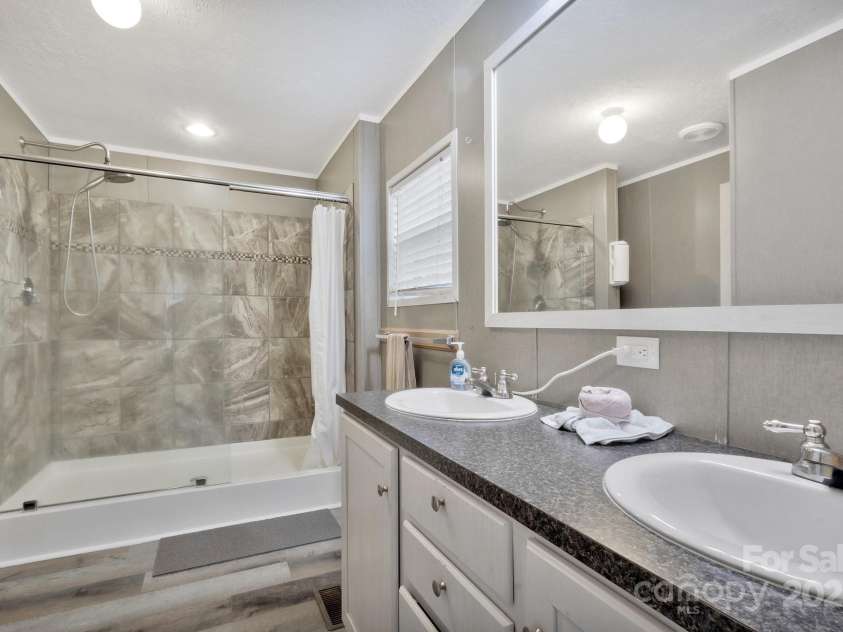 2749 Old Nation Road, Fort Mill, SC 29715.  MLS# CAR4242612, YatesRealty ID 12332. 