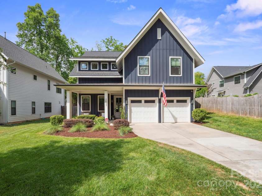 2637 Springway Drive, Charlotte, NC 28205.  MLS# CAR4254619, YatesRealty ID 12333. 