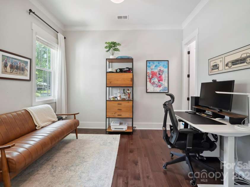 2637 Springway Drive, Charlotte, NC 28205.  MLS# CAR4254619, YatesRealty ID 12333. 