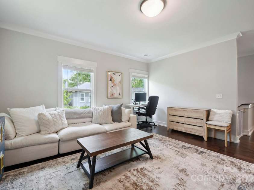 2637 Springway Drive, Charlotte, NC 28205.  MLS# CAR4254619, YatesRealty ID 12333. 