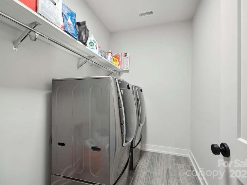 2637 Springway Drive, Charlotte, NC 28205.  MLS# CAR4254619, YatesRealty ID 12333. 