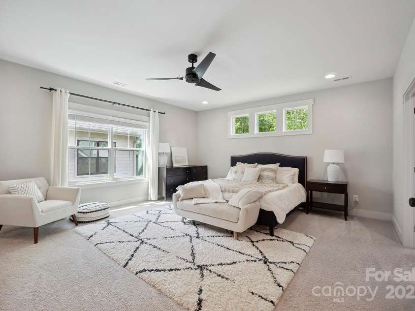 2637 Springway Drive, Charlotte, NC 28205.  MLS# CAR4254619, YatesRealty ID 12333. 