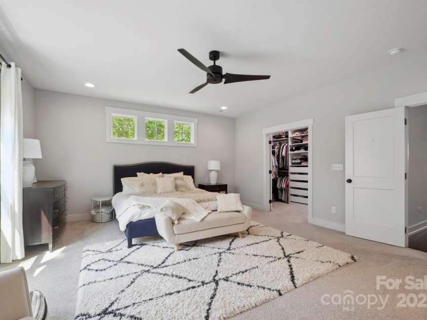 2637 Springway Drive, Charlotte, NC 28205.  MLS# CAR4254619, YatesRealty ID 12333. 