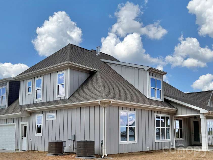 6815 Old Waxhaw Monroe Road, Waxhaw, NC 28173.  MLS# CAR4299114, YatesRealty ID 12335. 