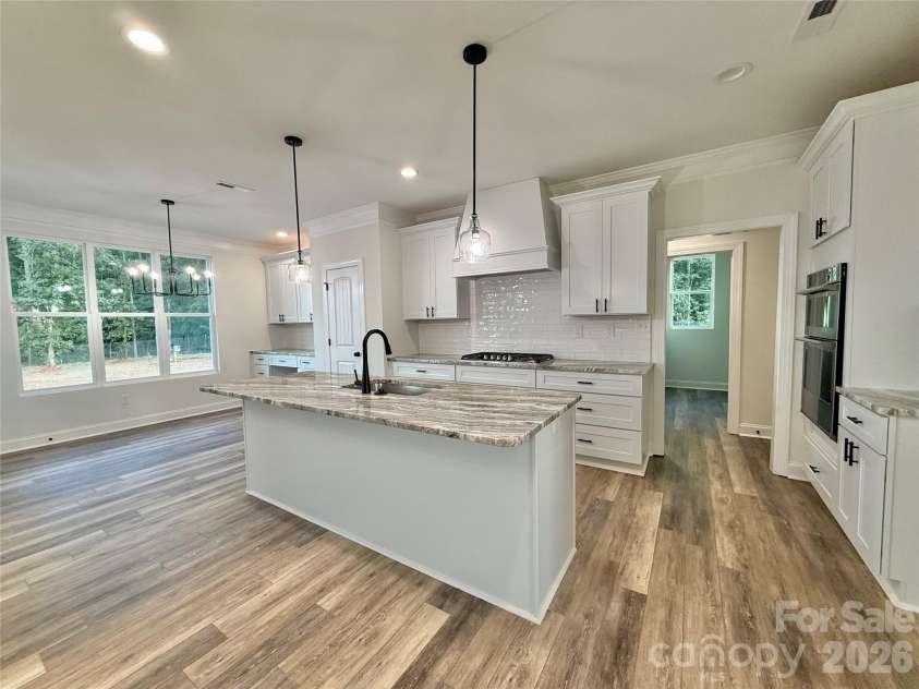 6815 Old Waxhaw Monroe Road, Waxhaw, NC 28173.  MLS# CAR4299114, YatesRealty ID 12335. 