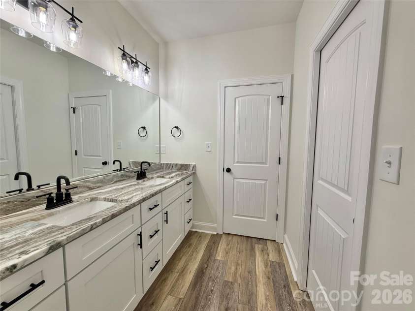6815 Old Waxhaw Monroe Road, Waxhaw, NC 28173.  MLS# CAR4299114, YatesRealty ID 12335. 