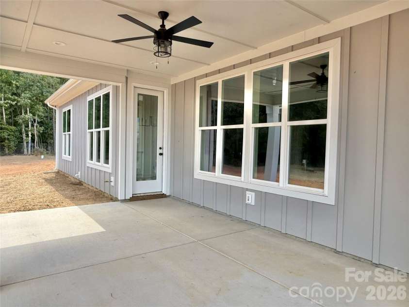 6815 Old Waxhaw Monroe Road, Waxhaw, NC 28173.  MLS# CAR4299114, YatesRealty ID 12335. 