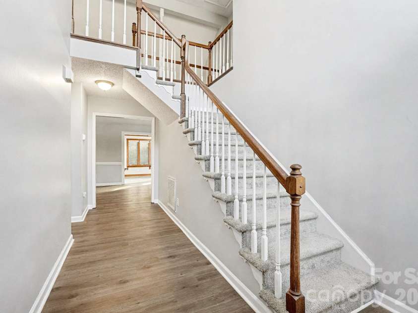 1112 Thoroughbred Place, Concord, NC 28027.  MLS# CAR4361358, YatesRealty ID 12336. 