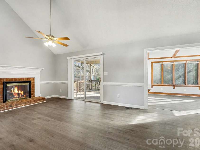 1112 Thoroughbred Place, Concord, NC 28027.  MLS# CAR4361358, YatesRealty ID 12336. 