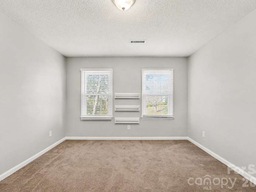 1112 Thoroughbred Place, Concord, NC 28027.  MLS# CAR4361358, YatesRealty ID 12336. 