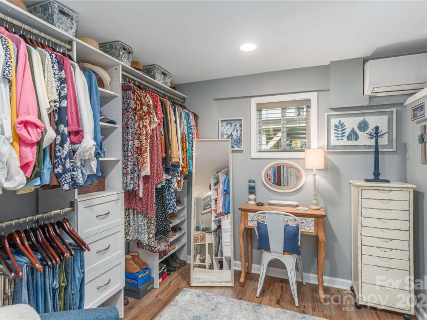 307 Tree Haven Boulevard, Hendersonville, NC 28791.  MLS# CAR4256725, YatesRealty ID 12336. 
