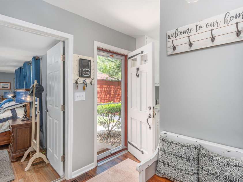 307 Tree Haven Boulevard, Hendersonville, NC 28791.  MLS# CAR4256725, YatesRealty ID 12336. 