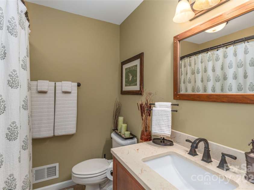 307 Tree Haven Boulevard, Hendersonville, NC 28791.  MLS# CAR4256725, YatesRealty ID 12336. 