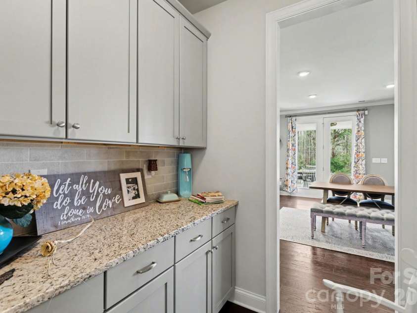 1300 Oakhurst Drive, Waxhaw, NC 28173.  MLS# CAR4363234, YatesRealty ID 12337. 