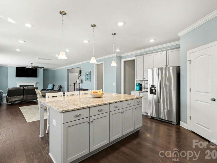 1300 Oakhurst Drive, Waxhaw, NC 28173.  MLS# CAR4363234, YatesRealty ID 12337. 