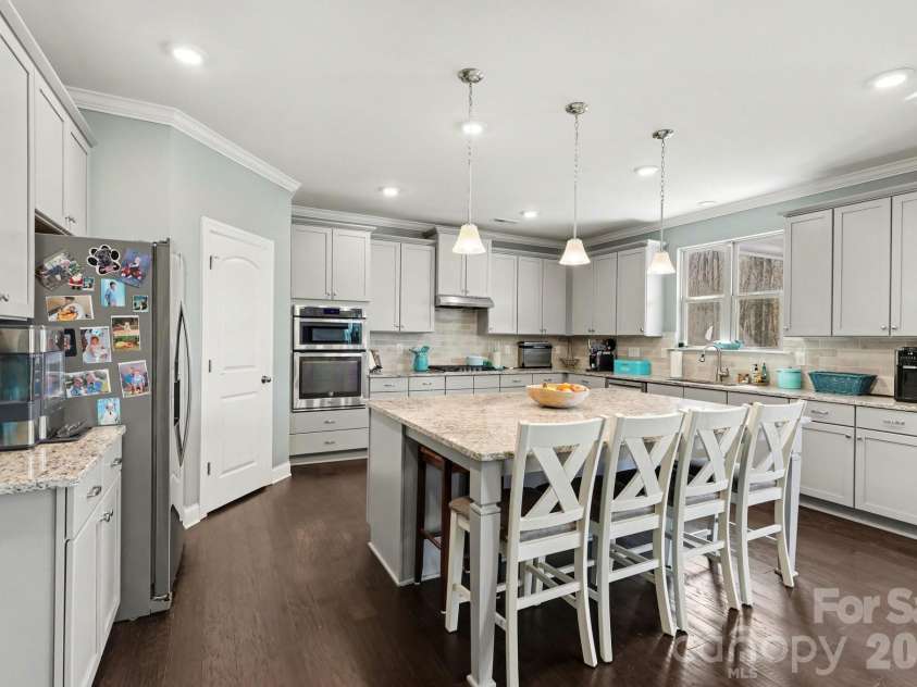 1300 Oakhurst Drive, Waxhaw, NC 28173.  MLS# CAR4363234, YatesRealty ID 12337. 