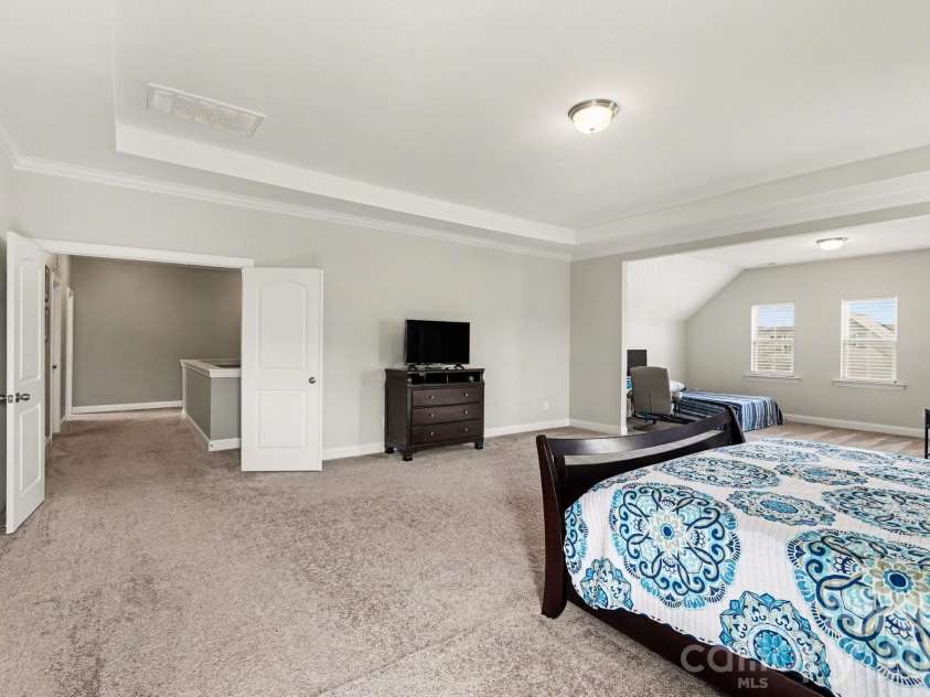 1300 Oakhurst Drive, Waxhaw, NC 28173.  MLS# CAR4363234, YatesRealty ID 12337. 