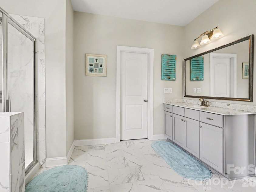 1300 Oakhurst Drive, Waxhaw, NC 28173.  MLS# CAR4363234, YatesRealty ID 12337. 