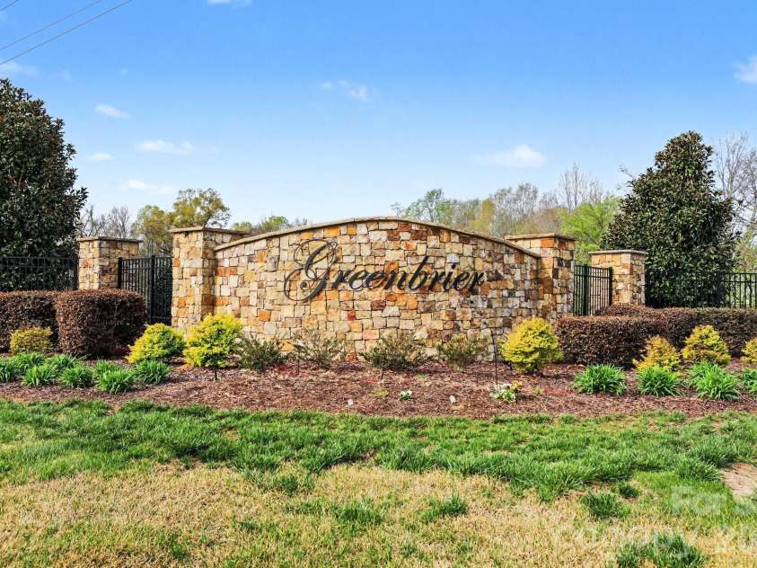 1300 Oakhurst Drive, Waxhaw, NC 28173.  MLS# CAR4363234, YatesRealty ID 12337. 