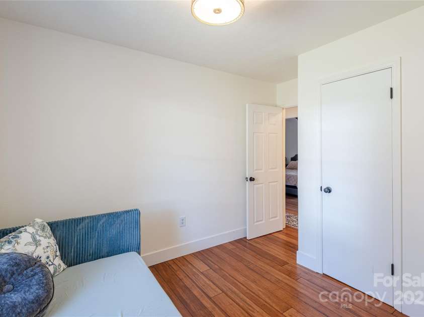 7 Brookcliff Drive, Asheville, NC 28804.  MLS# CAR4224301, YatesRealty ID 12337. Third bedroom