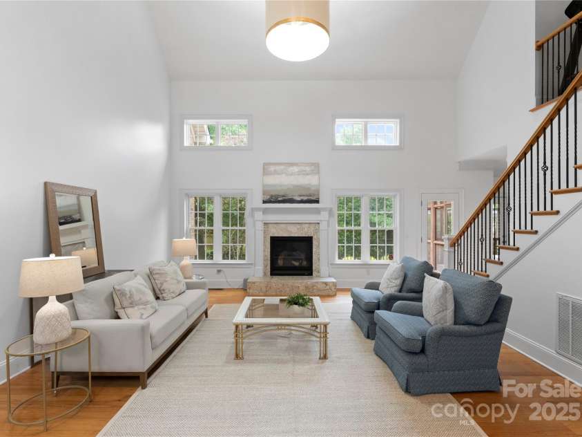 440 Sharon Amity Road, Charlotte, NC 28211.  MLS# CAR4252622, YatesRealty ID 12338. 