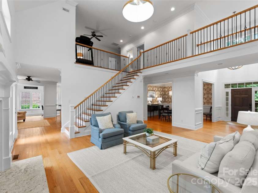 440 Sharon Amity Road, Charlotte, NC 28211.  MLS# CAR4252622, YatesRealty ID 12338. 