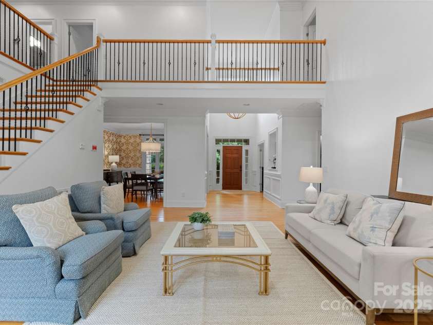 440 Sharon Amity Road, Charlotte, NC 28211.  MLS# CAR4252622, YatesRealty ID 12338. 