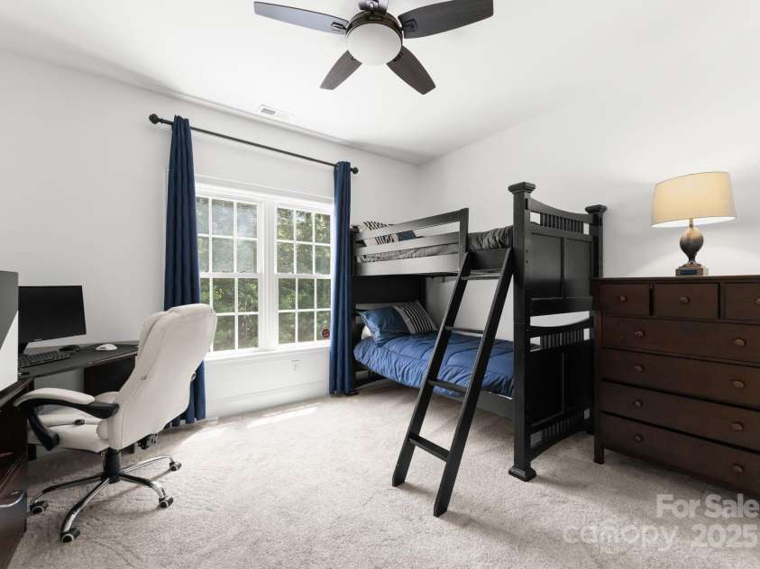 440 Sharon Amity Road, Charlotte, NC 28211.  MLS# CAR4252622, YatesRealty ID 12338. 