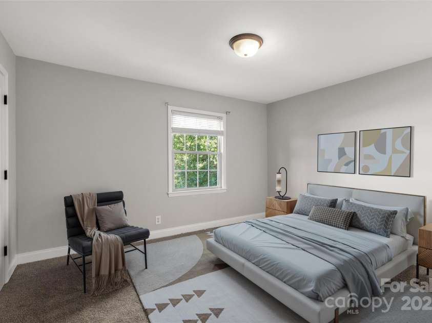 4923 Park Road, Charlotte, NC 28209.  MLS# CAR4303908, YatesRealty ID 12339. 