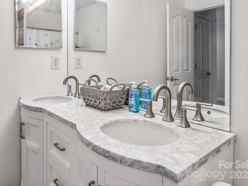 9879 Darby Creek Avenue, Concord, NC 28027.  MLS# CAR4295469, YatesRealty ID 1234. 