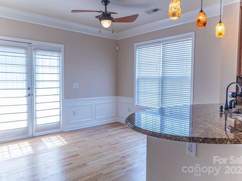 2092 Ayrsley Town Boulevard, Charlotte, NC 28273.  MLS# CAR4255655, YatesRealty ID 12340. 