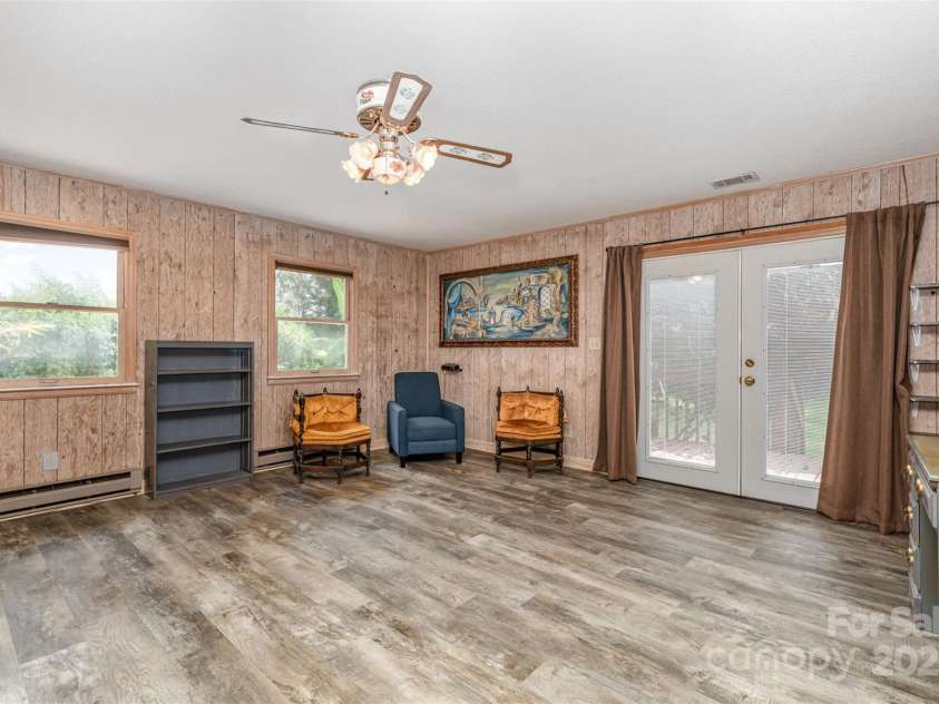 9825 Hagers Road, Huntersville, NC 28078.  MLS# CAR4290223, YatesRealty ID 12340. 