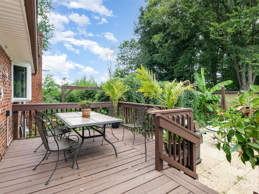 9825 Hagers Road, Huntersville, NC 28078.  MLS# CAR4290223, YatesRealty ID 12340. 