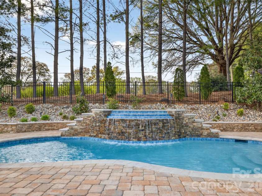 1011 Rock Forest Way, Fort Mill, SC 29707.  MLS# CAR4360292, YatesRealty ID 12341. 