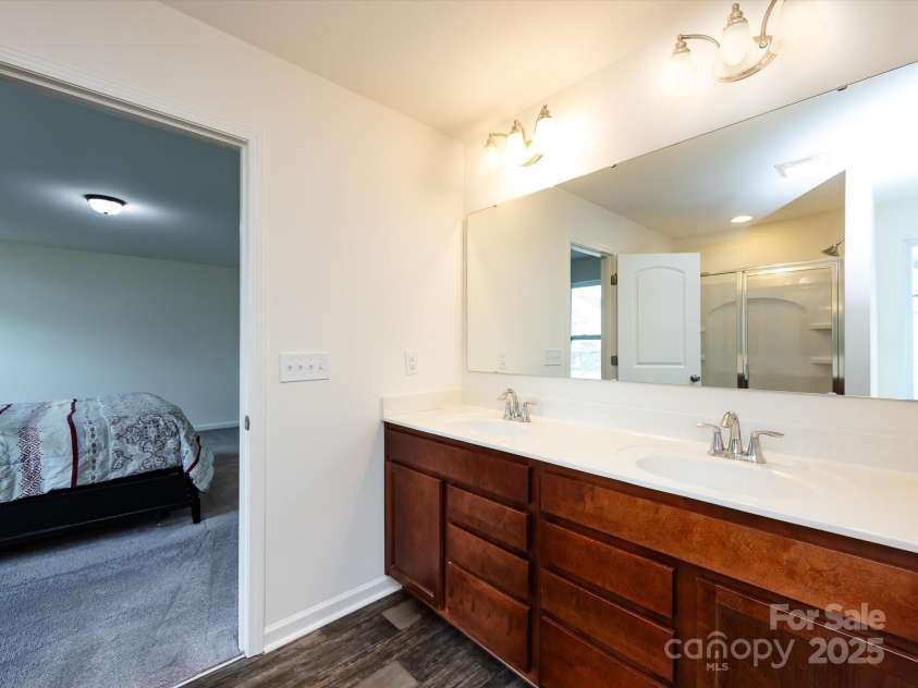 1523 Loropetalum Road, Charlotte, NC 28215.  MLS# CAR4252027, YatesRealty ID 12343. 