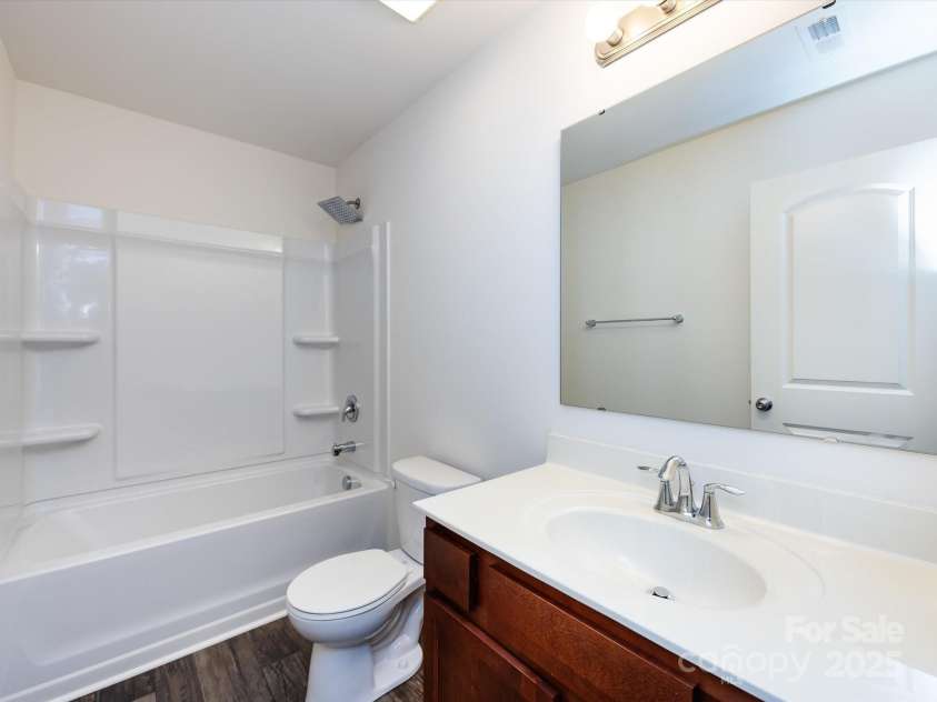 1523 Loropetalum Road, Charlotte, NC 28215.  MLS# CAR4252027, YatesRealty ID 12343. 