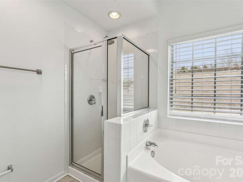 1532 Bitter Creek Drive, Charlotte, NC 28214.  MLS# CAR4344250, YatesRealty ID 12343. 