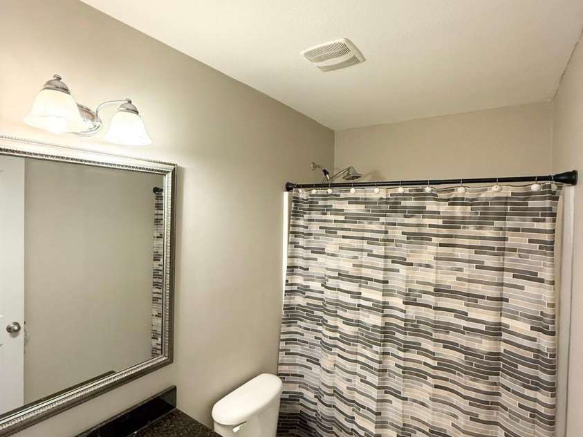 201 Blythe Creek Drive, Blythewood, SC 29016.  MLS# CAR4255857, YatesRealty ID 12346. Secondary bath