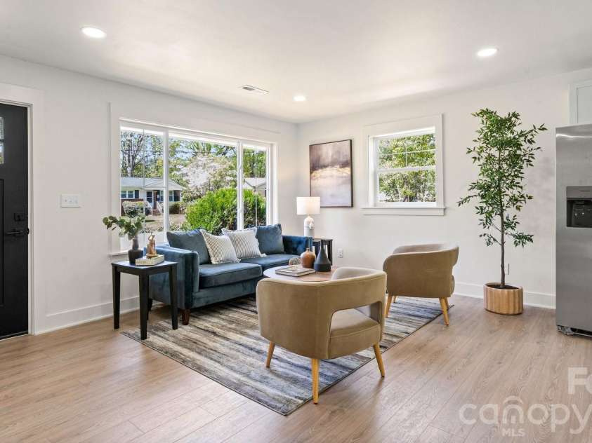 4817 Ridgeley Drive, Charlotte, NC 28208.  MLS# CAR4364821, YatesRealty ID 12346. 