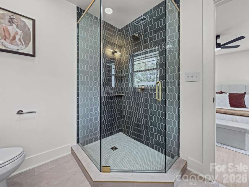 4817 Ridgeley Drive, Charlotte, NC 28208.  MLS# CAR4364821, YatesRealty ID 12346. 
